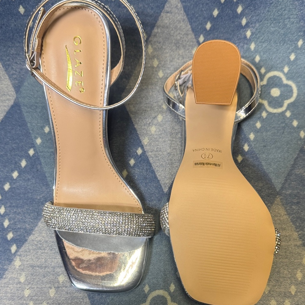 Glaze Silver Rhinestone Heels - Picture 4 of 5